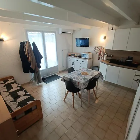 Apartmán Maison Climatisee Au Bord De L'etang De Thau - Avec Piscine Marseillan (Herault)